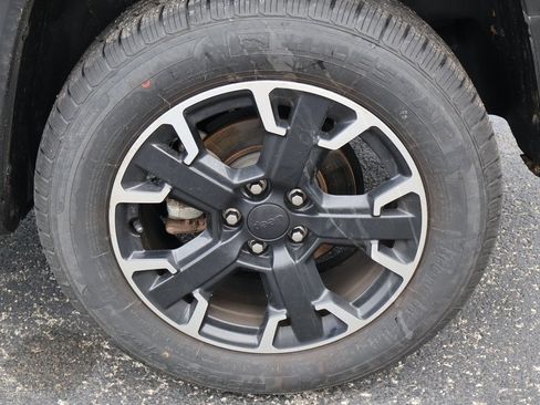 Used 2023 Jeep Renegade Trailhawk image 7