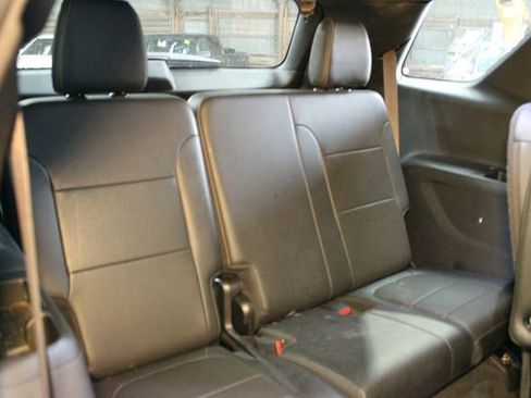 Used 2023 Chevrolet Traverse Premier AWD/4WD image 16