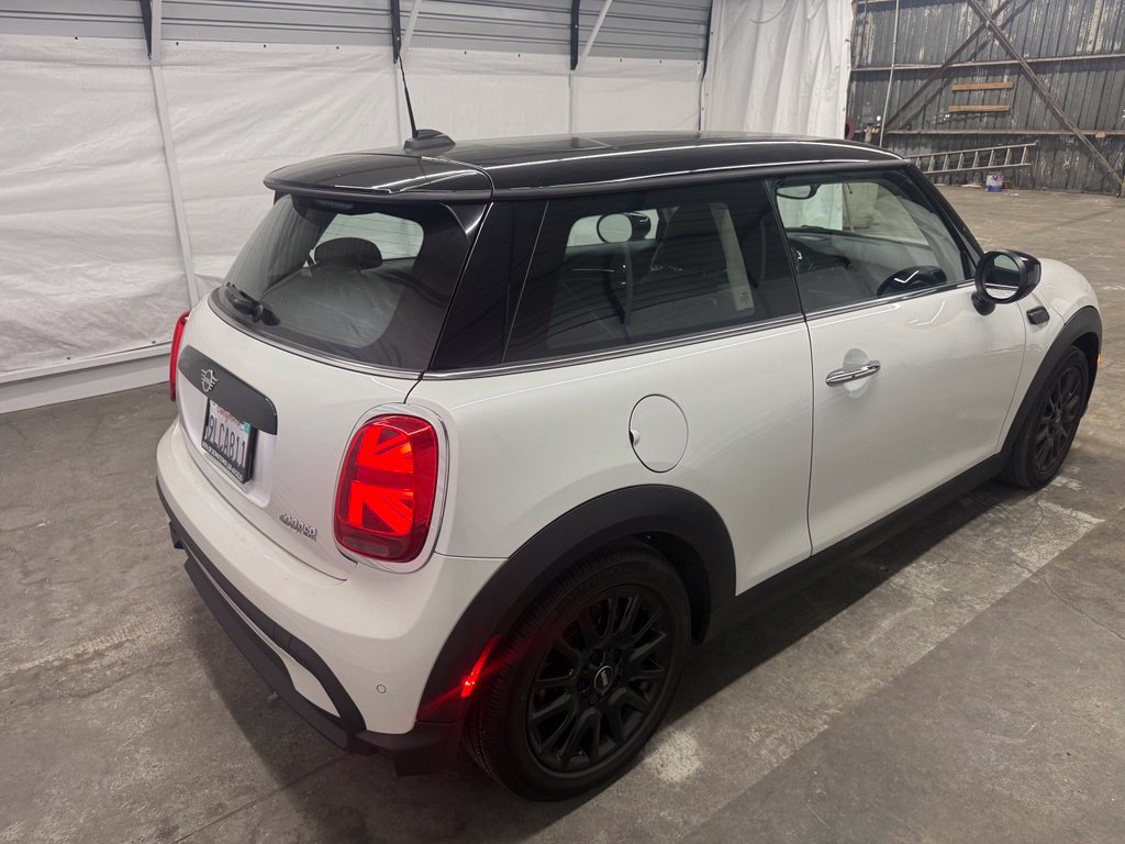 Used 2024 MINI Cooper 2-Door Hardtop FWD image 10