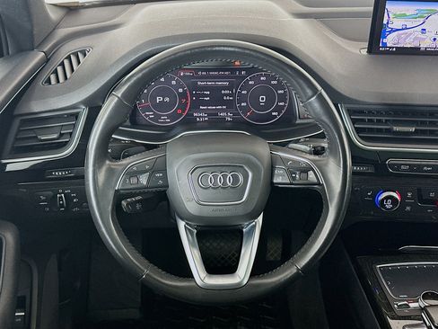 Used 2017 Audi Q7 3.0T Premium Plus w/ Premium Plus Package image 18