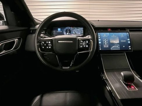 Certified 2026 Land Rover Range Rover Velar Dynamic SE AWD/4WD image 4