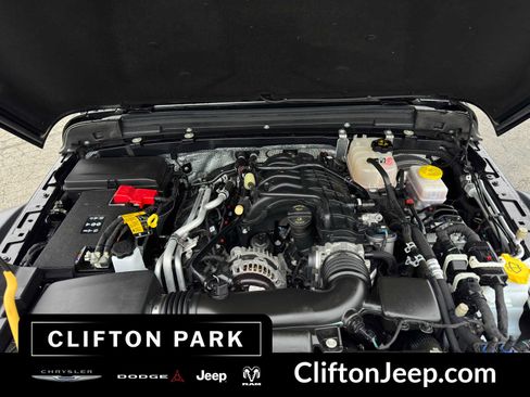 Certified 2024 Jeep Wrangler Willys image 9