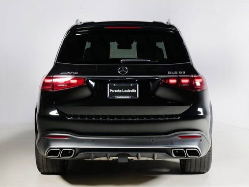 Used 2025 Mercedes-Benz GLS 63 AMG 4MATIC image 10