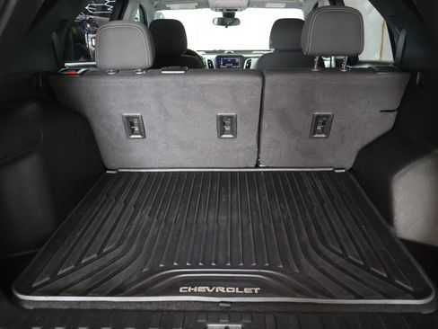 Used 2022 Chevrolet Equinox LT AWD/4WD image 13