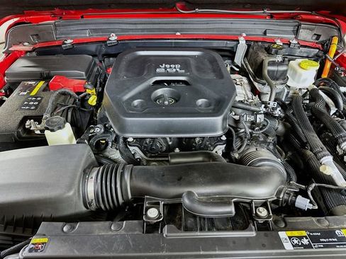 Used 2022 Jeep Wrangler Unlimited Sahara 4xe w/ Cold Weather Group image 31