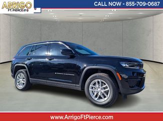 Used 2025 Jeep Grand Cherokee Laredo X w/ Trailer Tow Package video 1