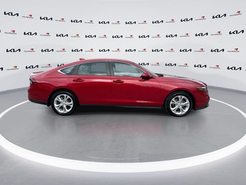 Used 2024 Honda Accord LX image 9