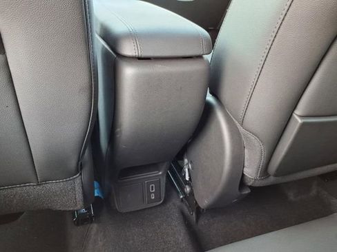 Used 2023 Buick Encore GX Preferred w/ Cold Weather Comfort Package image 18