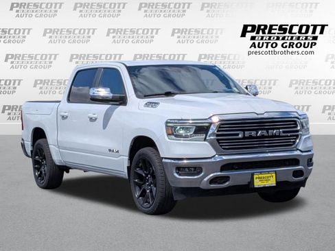 Used 2023 RAM 1500 Laramie AWD/4WD image 1