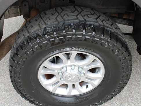 Used 2014 RAM 2500 Laramie w/ Convenience Group image 16