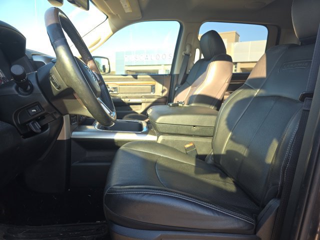 Used 2018 RAM 1500 Laramie w/ Convenience Group AWD/4WD image 9
