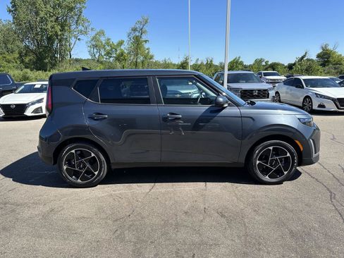 Used 2025 Kia Soul EX FWD image 8