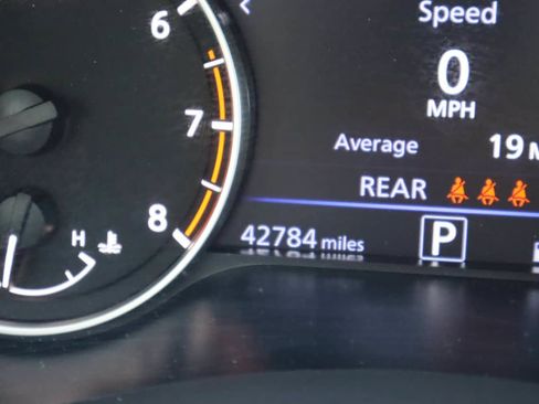 Used 2025 Nissan Altima 2.5 SR FWD image 10