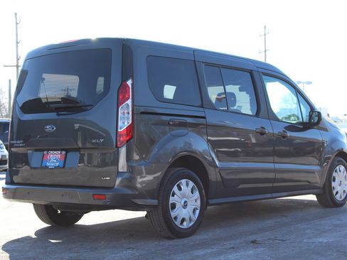 Used 2023 Ford Transit Connect XLT image 7