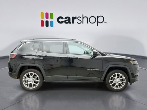 Used 2022 Jeep Compass Latitude image 6