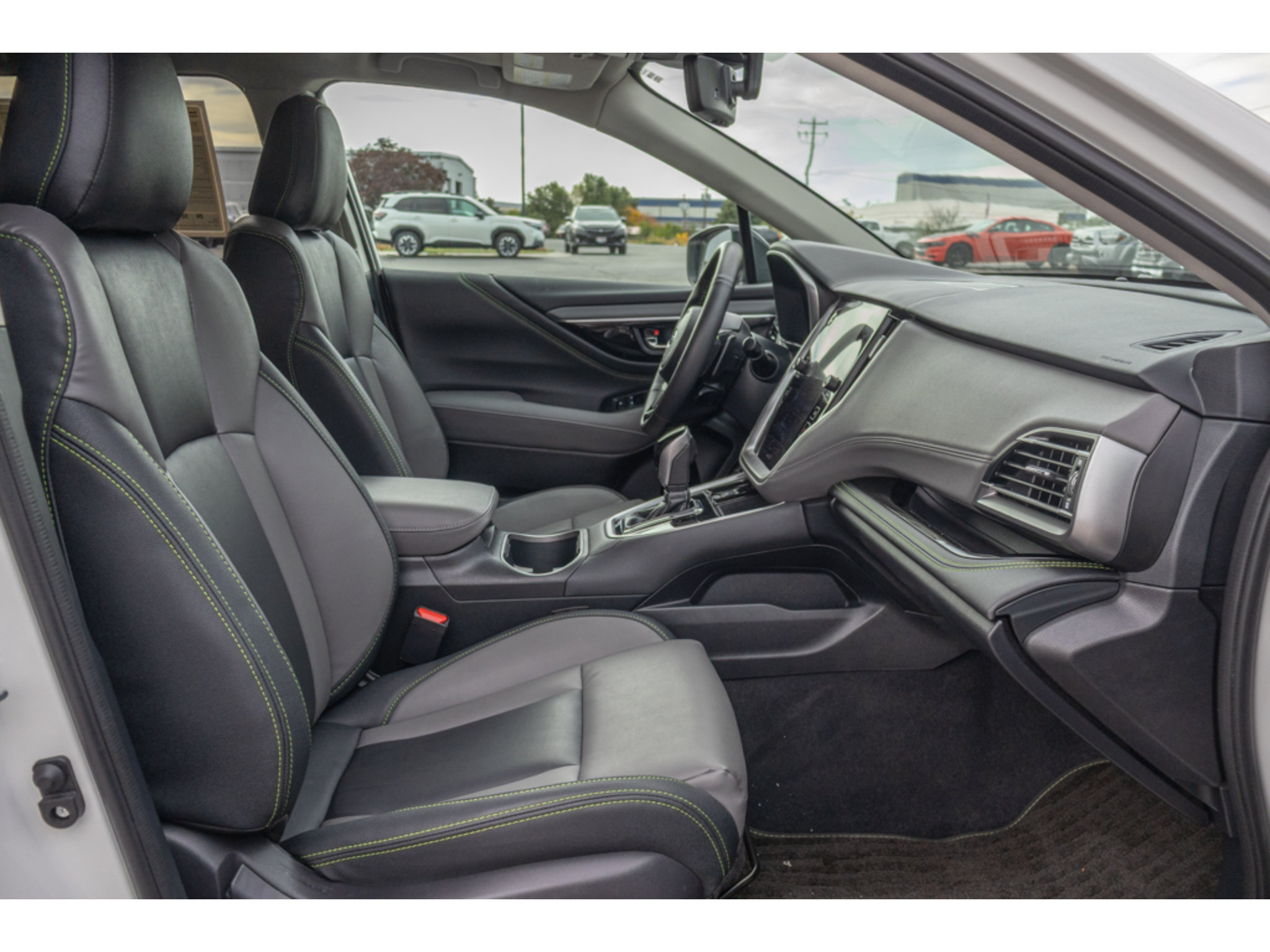 Certified 2025 Subaru Outback Onyx Edition AWD/4WD image 11