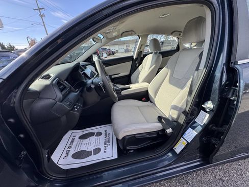 Used 2021 Honda Insight EX image 48