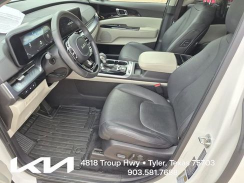 Used 2024 Kia Carnival SX Prestige FWD image 21