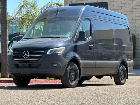 Used 2024 Mercedes-Benz Sprinter 144 Cargo image 7