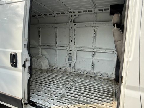 Used 2023 RAM ProMaster 2500 FWD image 18