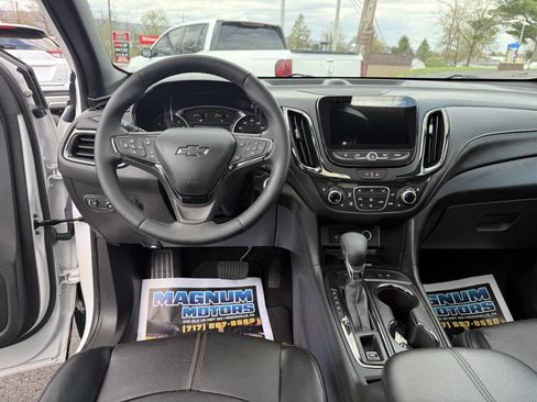 Used 2023 Chevrolet Equinox Premier image 22