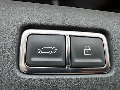 Used 2024 Kia EV9 Land AWD/4WD image 12