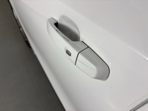 Used 2018 GMC Terrain SLE image 12