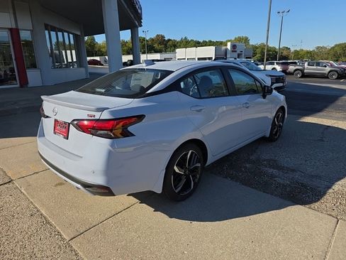 New 2025 Nissan Versa SR image 3