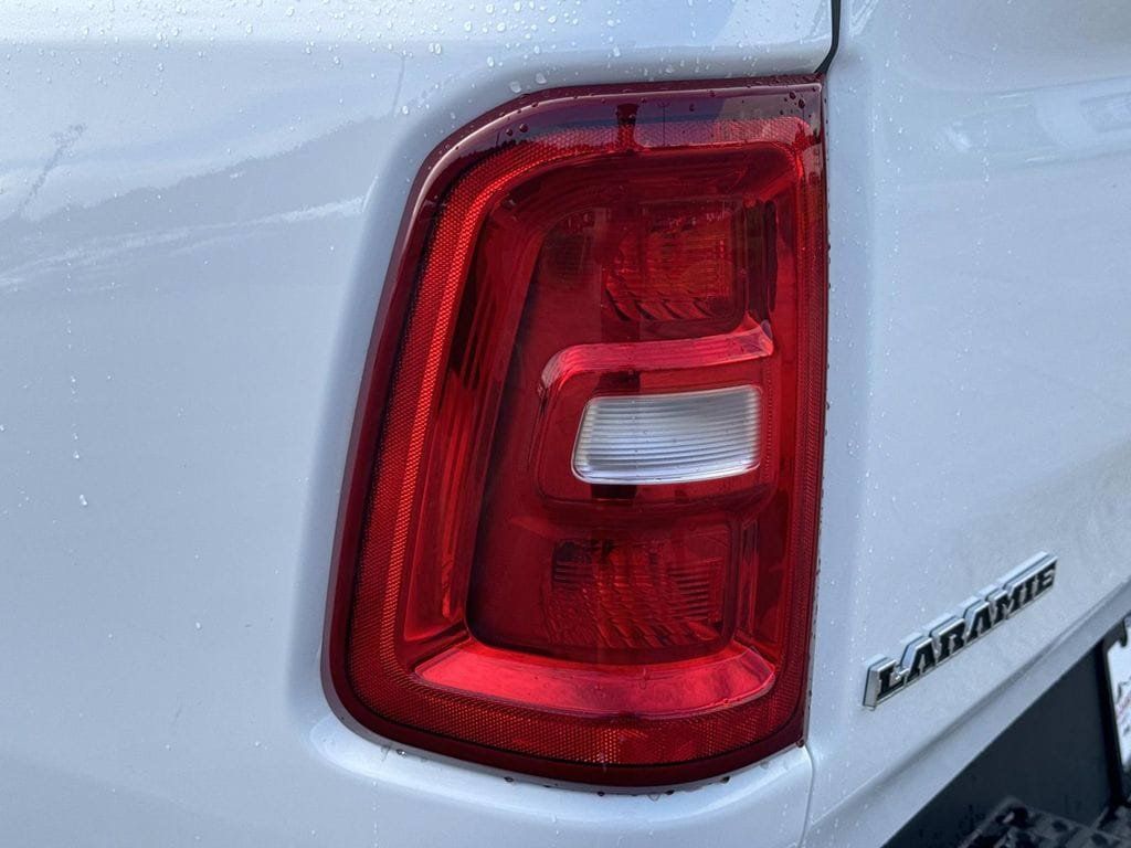 Used 2026 RAM 1500 Laramie AWD/4WD image 10