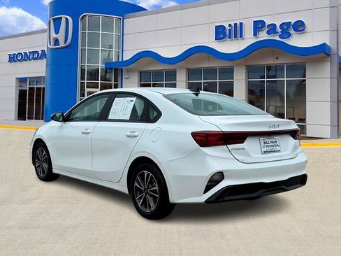 Used 2024 Kia Forte LXS w/ LXS Technology Package image 6