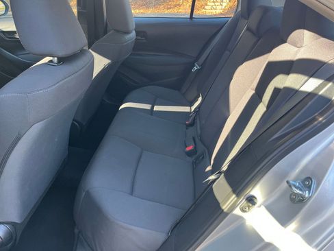 Used 2025 Toyota Corolla LE image 20