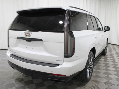New 2025 Cadillac Escalade Sport Platinum w/ LPO, Floor Liner Package image 40