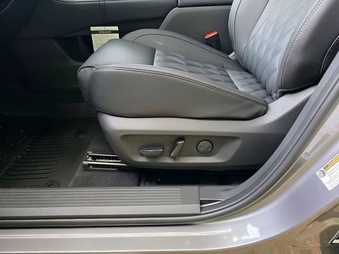 New 2026 Nissan Rogue Platinum AWD/4WD image 18