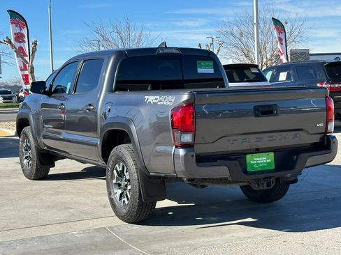 Used 2019 Toyota Tacoma TRD Off-Road image 4