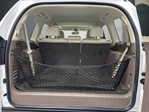 Used 2015 Lexus GX 460 Luxury AWD/4WD image 12