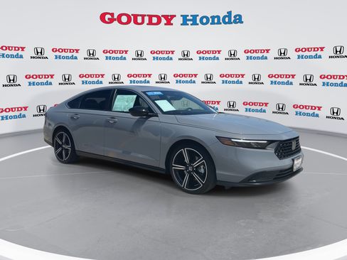 Certified 2023 Honda Accord Sport image 2