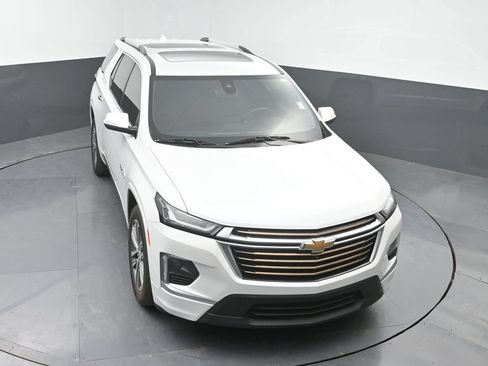 Used 2023 Chevrolet Traverse High Country FWD image 36