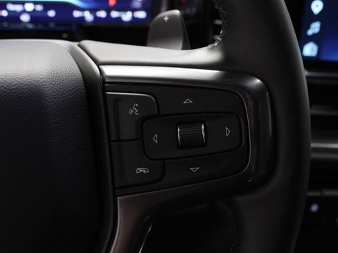 Used 2025 Chevrolet Silverado 1500 High Country w/ High Country Premium Package AWD/4WD image 30