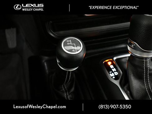 Used 2020 Jeep Wrangler Unlimited Sahara image 36