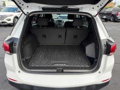 Used 2024 Chevrolet Equinox LS w/ LS Convenience Package AWD/4WD image 4