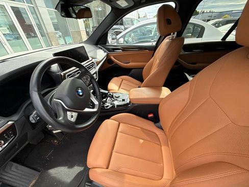 Used 2024 BMW X3 xDrive30i w/ Premium Package w/ZPA AWD/4WD image 9