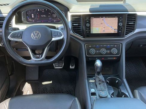 Used 2023 Volkswagen Atlas SEL Premium AWD/4WD image 11