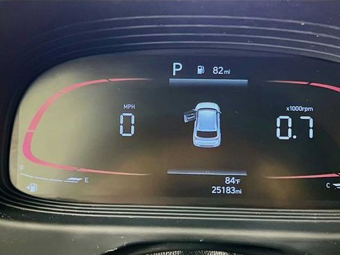 Certified 2023 Hyundai Venue Limited w/ Cargo Package FWD image 12