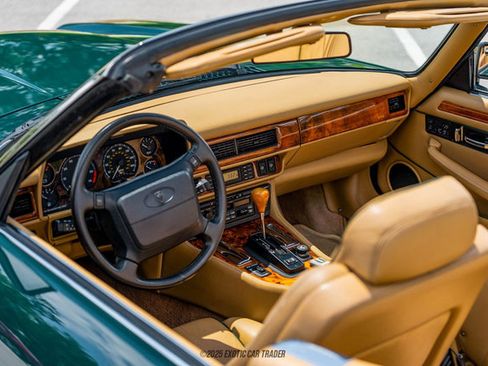 Used 1994 Jaguar XJS V12 Convertible image 29