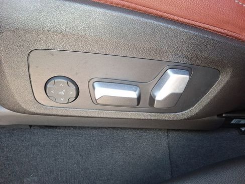 Certified 2023 BMW X4 xDrive30i w/ Premium Package image 11