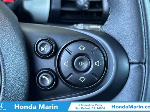 Used 2015 MINI Cooper 4-Door Hardtop image 30