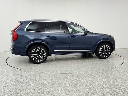 New 2026 Volvo XC90 T8 Plus w/ Protection Package Premier AWD/4WD image 4