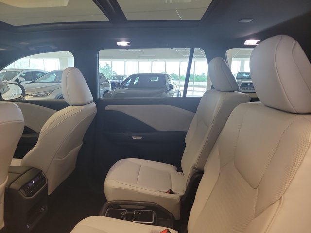 Used 2026 Lexus TX 350 AWD w/ Technology Package image 17