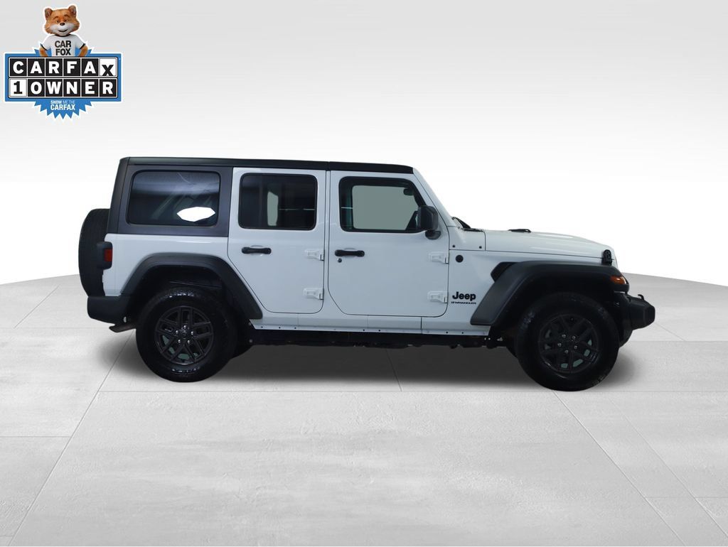 Used 2025 Jeep Wrangler Unlimited Sport AWD/4WD image 12