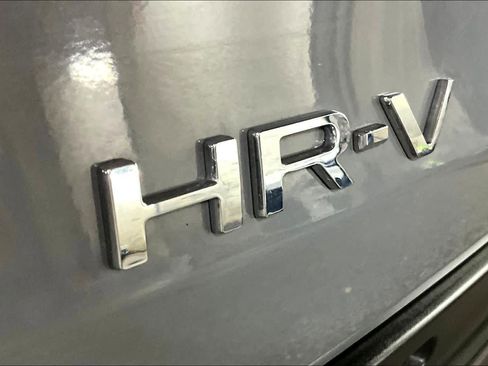 Used 2023 Honda HR-V Sport image 9